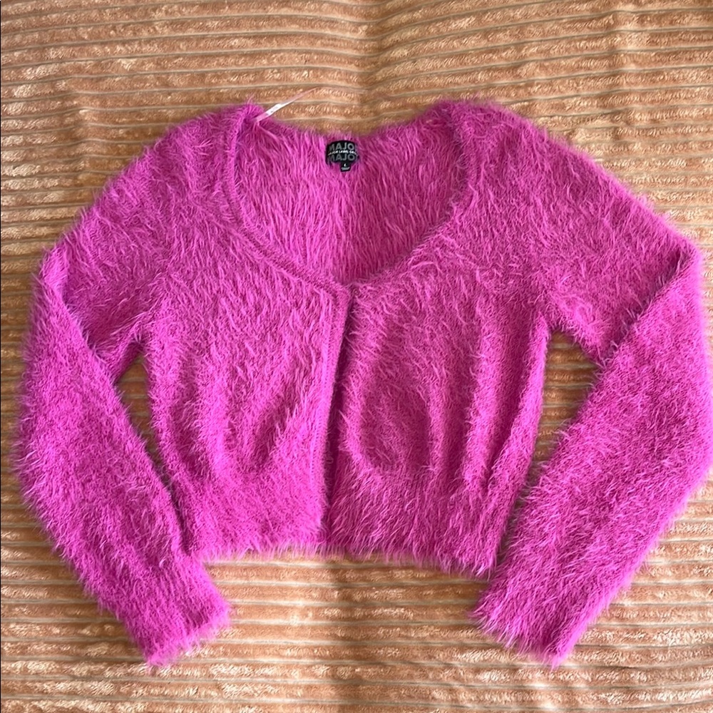 Fuzzy Pink Cropped Sweater Size Large